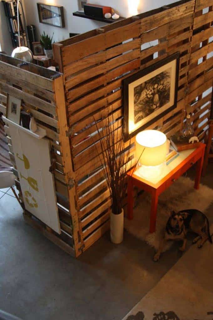 TEMPORARY WALLS AND ROOM DIVIDERS